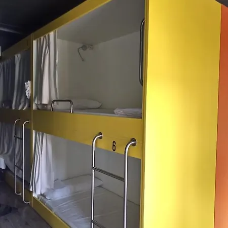 A Parada Do Camino Y Privadas Hostel *