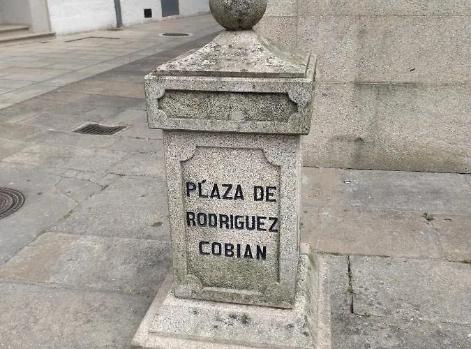 A Parada Do Camino Y Privadas Hostel *